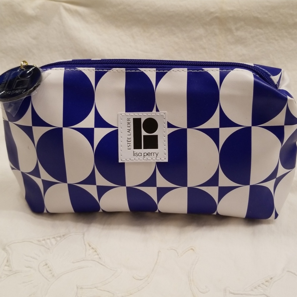 Estee Lauder Lisa Perry cosmetic bag NWOT - Picture 2 of 8